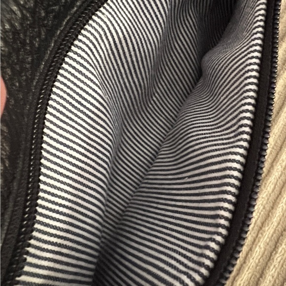 L.L. Bean black pebbled leather lined wristlet clutch wallet NWOT - Picture 7 of 12